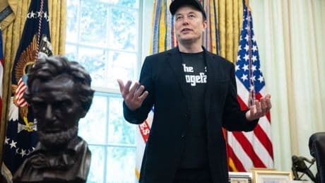 Musk llama "abominación repugnante" a la ley fiscal de Trump y le acusa de aumentar la deuda