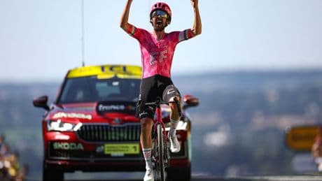 Van der Poel recupera el liderato por sólo un segundo en una etapa en la que Pogacar permitió la primera fuga