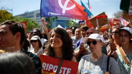Face au mouvement Bloquons tout, les partis d’opposition entre enthousiasme et méfiance