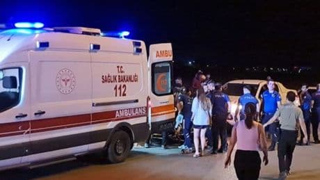 Otomobil tarlaya devrildi: 1 ölü, 1 yaralı