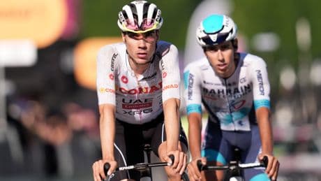Santa Bárbara fatal para Juan Ayuso en la 16ª etapa del Giro de Italia