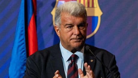 Laporta, en Corea del Sur: "La baja de Ter Stegen es la vía más directa para inscribir a Joan Garcia"