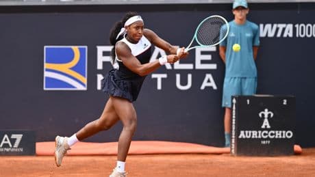 Gauff sobrevive a Zheng durante tres horas y media y se cita con Paolini en la final de Roma