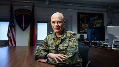 Frauenfeindliche Äußerung: Deutscher General von NATO-Posten in Wiesbaden abberufen
