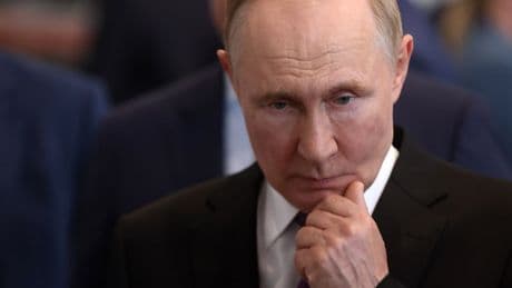 Neues Problem enthüllt - Putins Armee reißt plötzlich rote Linie!