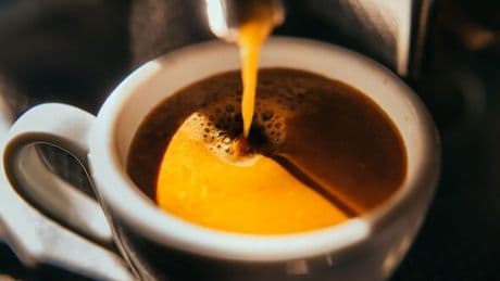 The 1 ingredient to add to your coffee that will 'make you look younger'