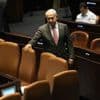 Zwei Parteien verlassen Israels Regierung : Kann sich Benjamin Netanjahu an der Macht halten?