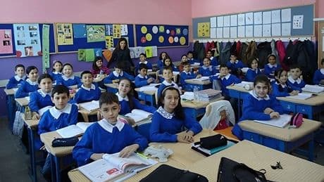 Okullarda serbest kıyafet dönemi sona erdi: Artık önlük ve forma giyilecek! Milli Eğitim Bakanı'ndan sürpriz karar