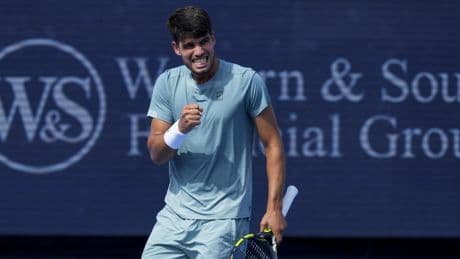 Alcaraz supera a Medjedovic y se clasifica a los octavos de final del Masters 1000 de Cincinnati