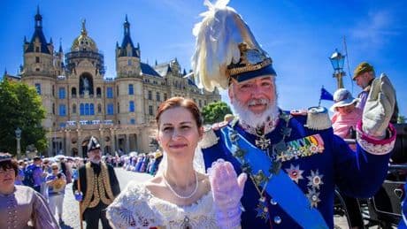 Fenster in die Vergangenheit: Schwerin feiert Schlossfest - und macht Geschichte lebendig