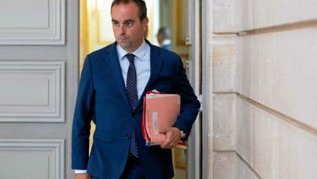 INFO LE POINT. Sébastien Lecornu met les états-majors au régime sec