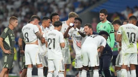 Manolo Lama deja en evidencia a una de las grandes estrellas del Real Madrid: "Que no esté es hasta un alivio para Xabi Alonso"