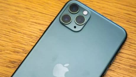 Apple iPhone drops to £150 and hundreds cut off iPads and MacBooks in Wowcher bonanza