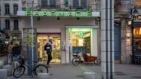 Catherine Vautrin tend la main aux pharmaciens sur les remises sur les médicaments génériques: la grève du 18 septembre peut-être levée?