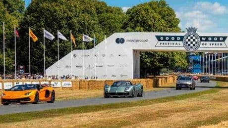 Pirelli, una parata di 10 mila cavalli al Festival of Speed di Goodwood per festeggiare i 40 anno del P Zero