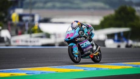 Quiles, pole en su segunda carrera en el Mundial