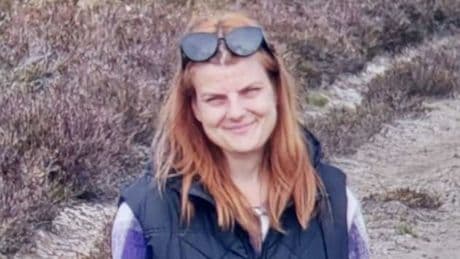 Body found in Scots park during searches for young missing woman