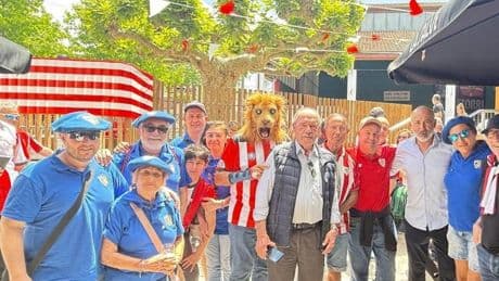 Gamiz-Fika se viste de rojiblanco en el hermanamiento de peñas del Athletic