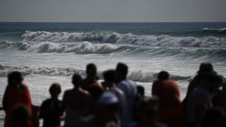 Houle cyclonique : qu’est-ce que ce phénomène qui provoque des vagues de 4 à 5 mètres de hauteur sur la côte atlantique ?