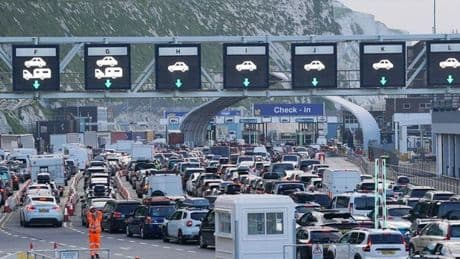 UK roads set to face worst bank holiday traffic revealed - check yours now