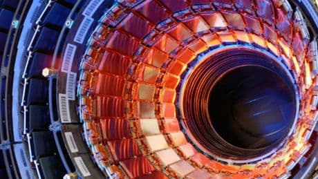 Un nuevo hito del Colisionador del CERN ayuda a entender por qué hay más materia que antimateria en el Universo