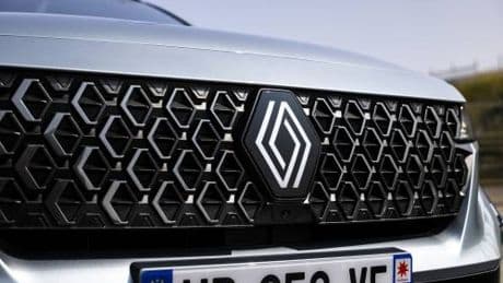 Renault, i vantaggi e le innovazioni della gamma E-Tech Hybrid