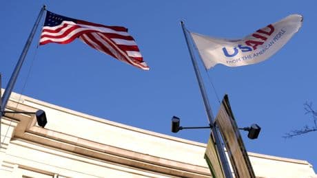 Nach USAID-Schließung: 500 Tonnen Notfallnahrung für hungernde Kinder werden vernichtet
