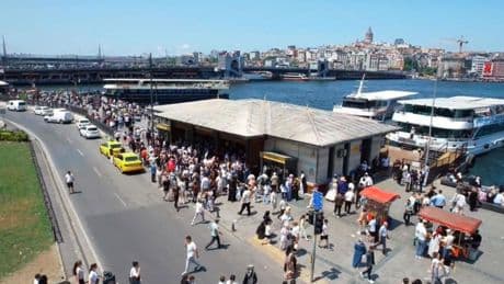 Eminönü'nde bayram yoğunluğu