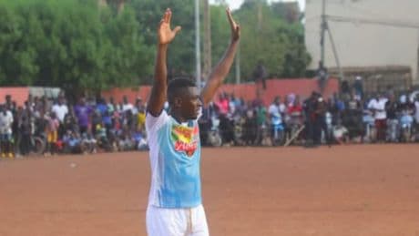 Hamari Traoré, de pachanga africana en sus vacaciones