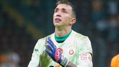Fernando Muslera: 'Üç kupa hedefimizden biri için mücadele edeceğiz!'