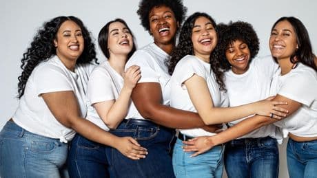 Trends 2025: Jeans für Frauen: Diese fünf Modelle sind jetzt besonders angesagt