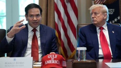 Sen. Warner: "Don't know how anybody" could juggle Rubio's "two big jobs"