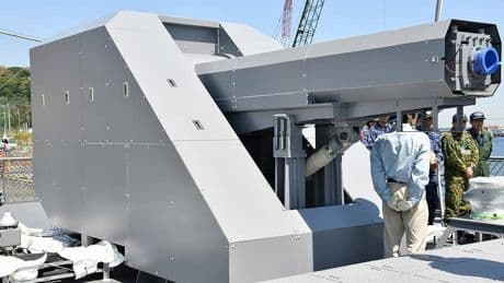 La France y travaille mais le Japon l'a fait: le pays dévoile son canon électromagnétique capable de tirer plus vite et plus loin que l'artillerie à la poudre
