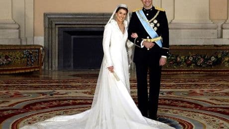 Los reyes Felipe y Letizia cumplen 21 años casados proyectando una imagen de unidad