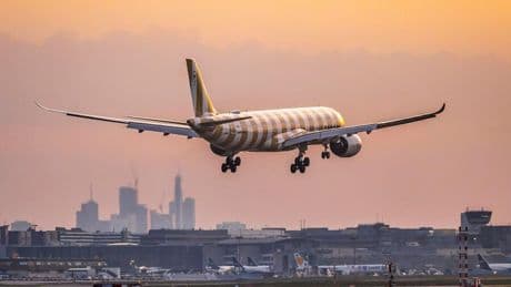 Luftfahrt: Ohne Lufthansa-Hilfe – Condor stärkt das Drehkreuz Frankfurt