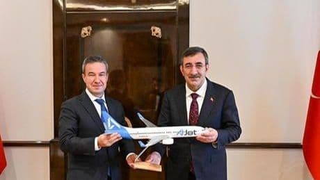Cumhurbaşkanı Yardımcısı Yılmaz, AJet Genel Müdürü Sarp'ı kabul etti