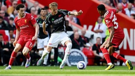 Liverpool star banned for first game of Premier League season in early Arne Slot blow