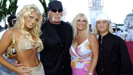 Hulk Hogan's intense feud with ex-wife and daughter at the time of his death