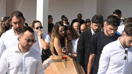 Familiares, amigos e hinchas se despiden en el funeral de Diogo Jota y su hermano André en Gondomar: "Siempre tenía una sonrisa"