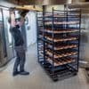 Dankzij een Frans superstokbrood raken ook Nederlandse bakkers nu verlost van hun nachtuilenbestaan