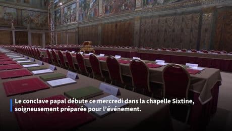 Succession du pape François : les images de la chapelle Sixtine en pleine transformation à l’approche du conclave