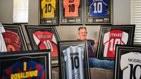 Een stukje voetbalgeschiedenis aan de muur