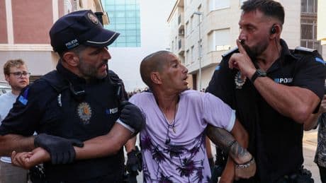 Espagne : «D’autres émeutes anti-immigration arriveront si la classe politique n’écoute pas les “gens d’en bas”»