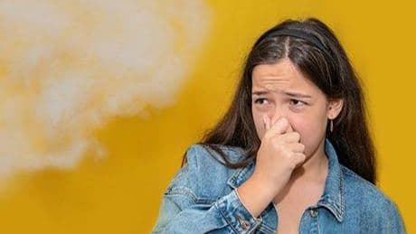 Pasif sigara dumanı, meme kanserine davetiye çıkarıyor! Risk çocuklukta başlıyor