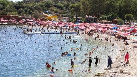 Antalya'da en yüksek deniz suyu sıcaklığı Kaş'ta