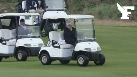 Donald Trump en Écosse : les images de sa partie de golf en famille dans l’un de ses luxueux complexes