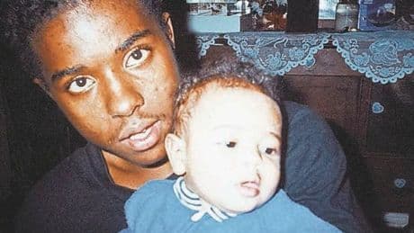 Death row prisoner gouges out both his own eyes to delay execution