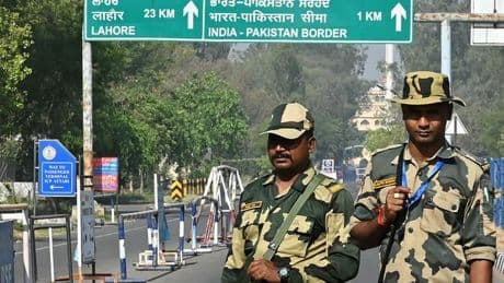 Des vidéastes indiens traversent la frontière pour rechercher leurs racines au Pakistan