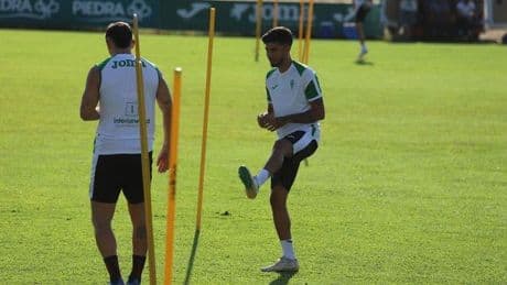 El Córdoba CF anuncia la rescisión del contrato de Calderón