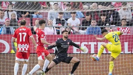 El Villarreal castiga al Girona en el último suspiro